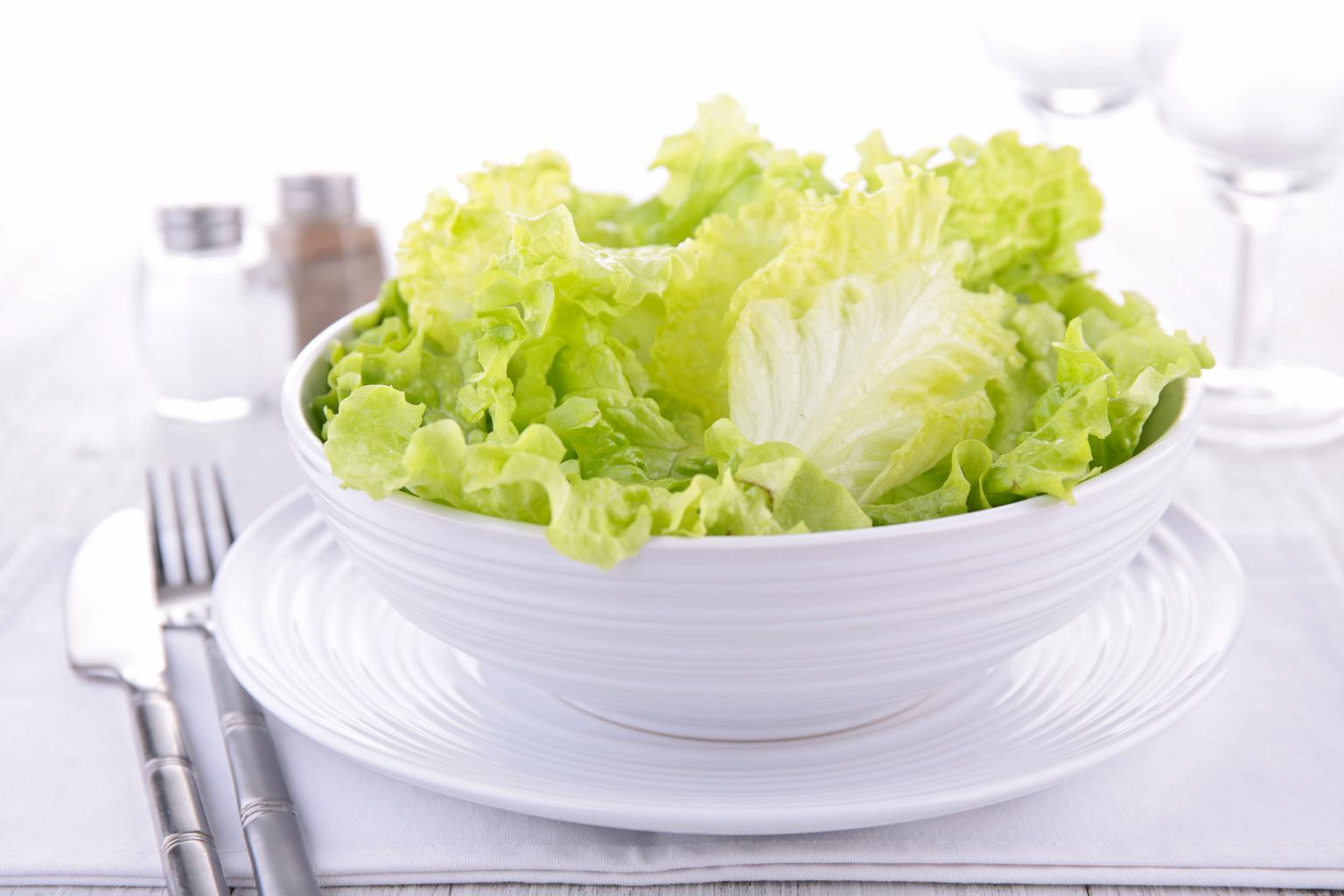 Here’s how eating salad every day transforms your body