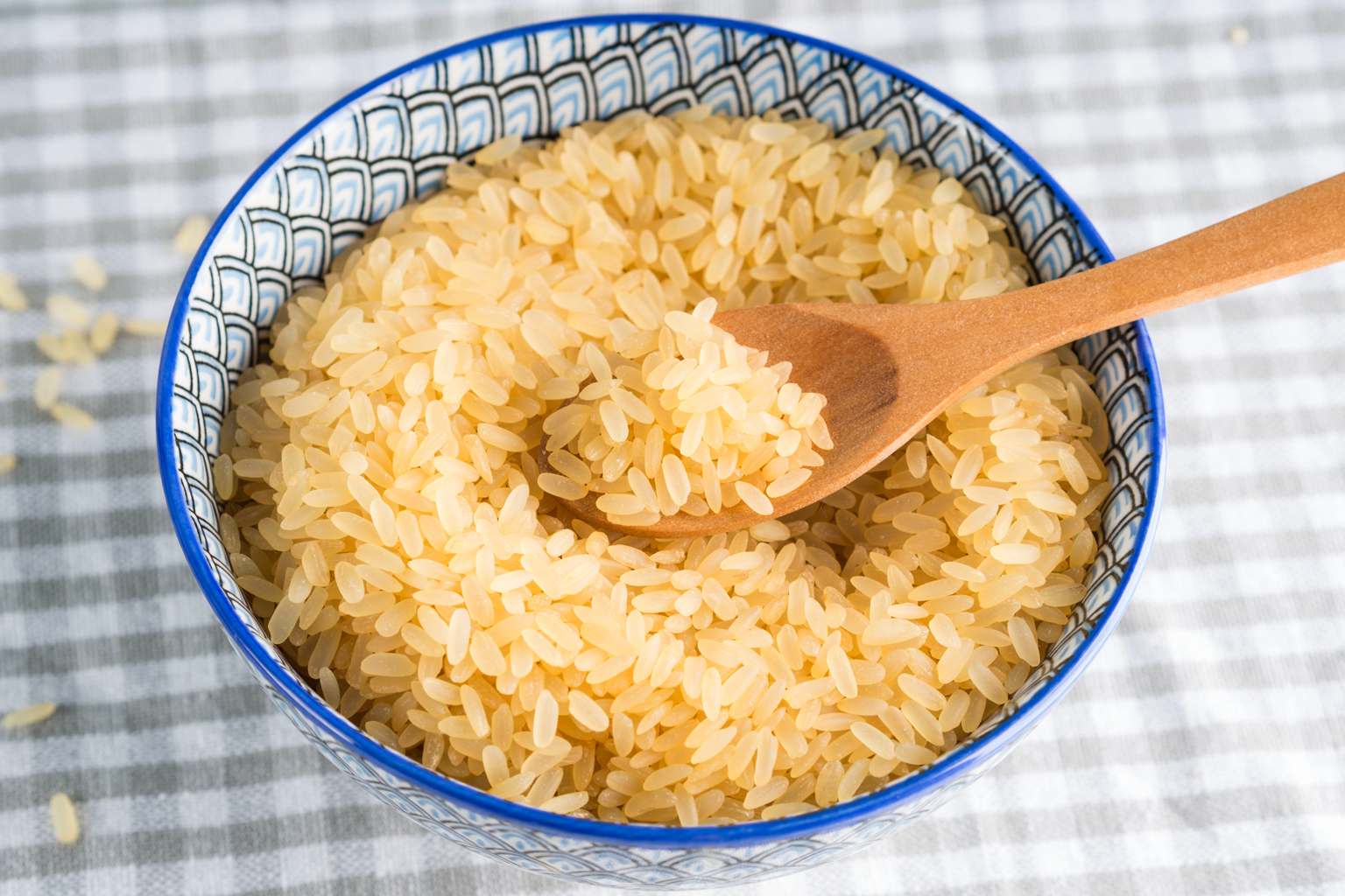 Here’s why you should always cook your rice with a touch of vinegar