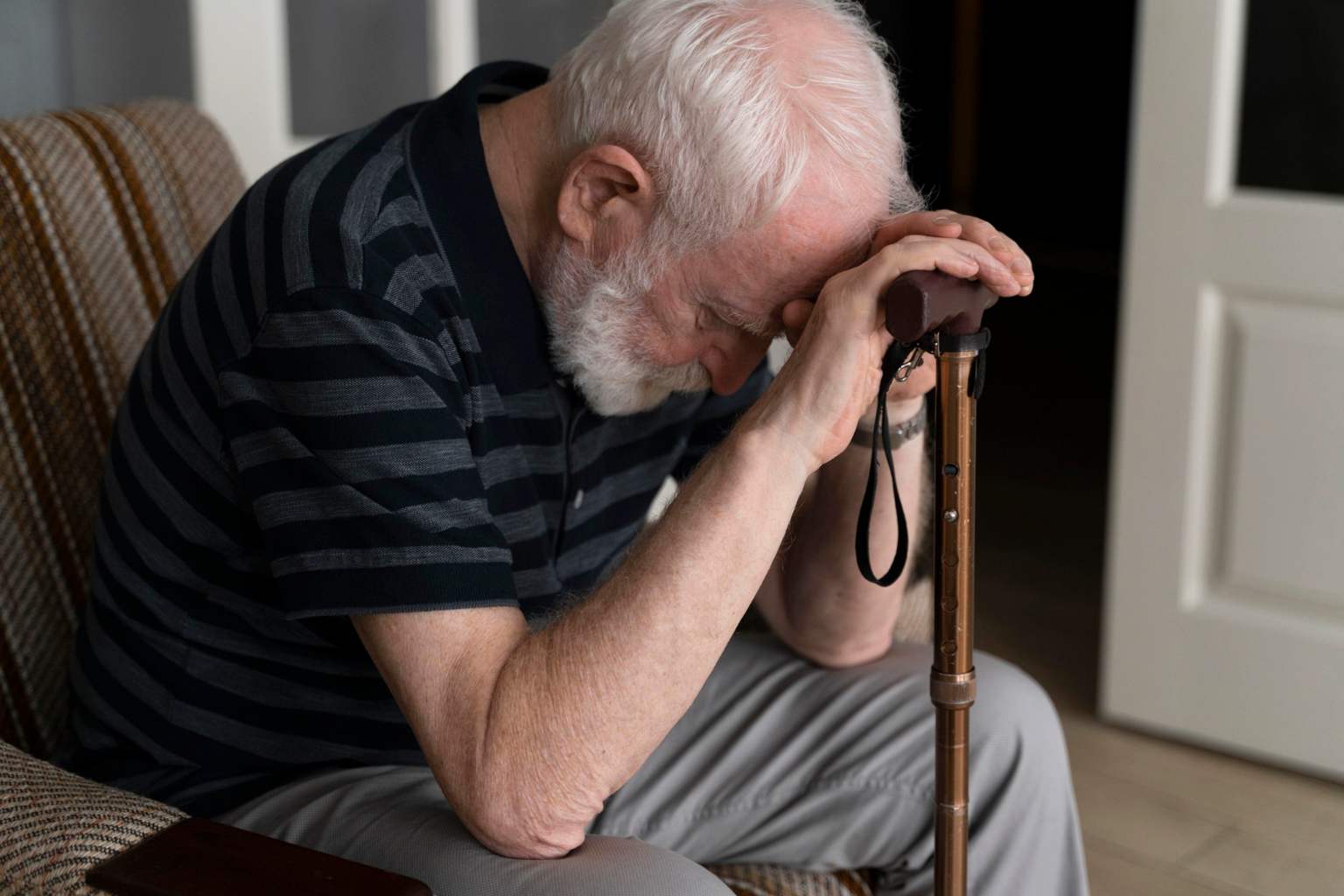 The reason why people over 65 suffer from depression after retirement according to psychology