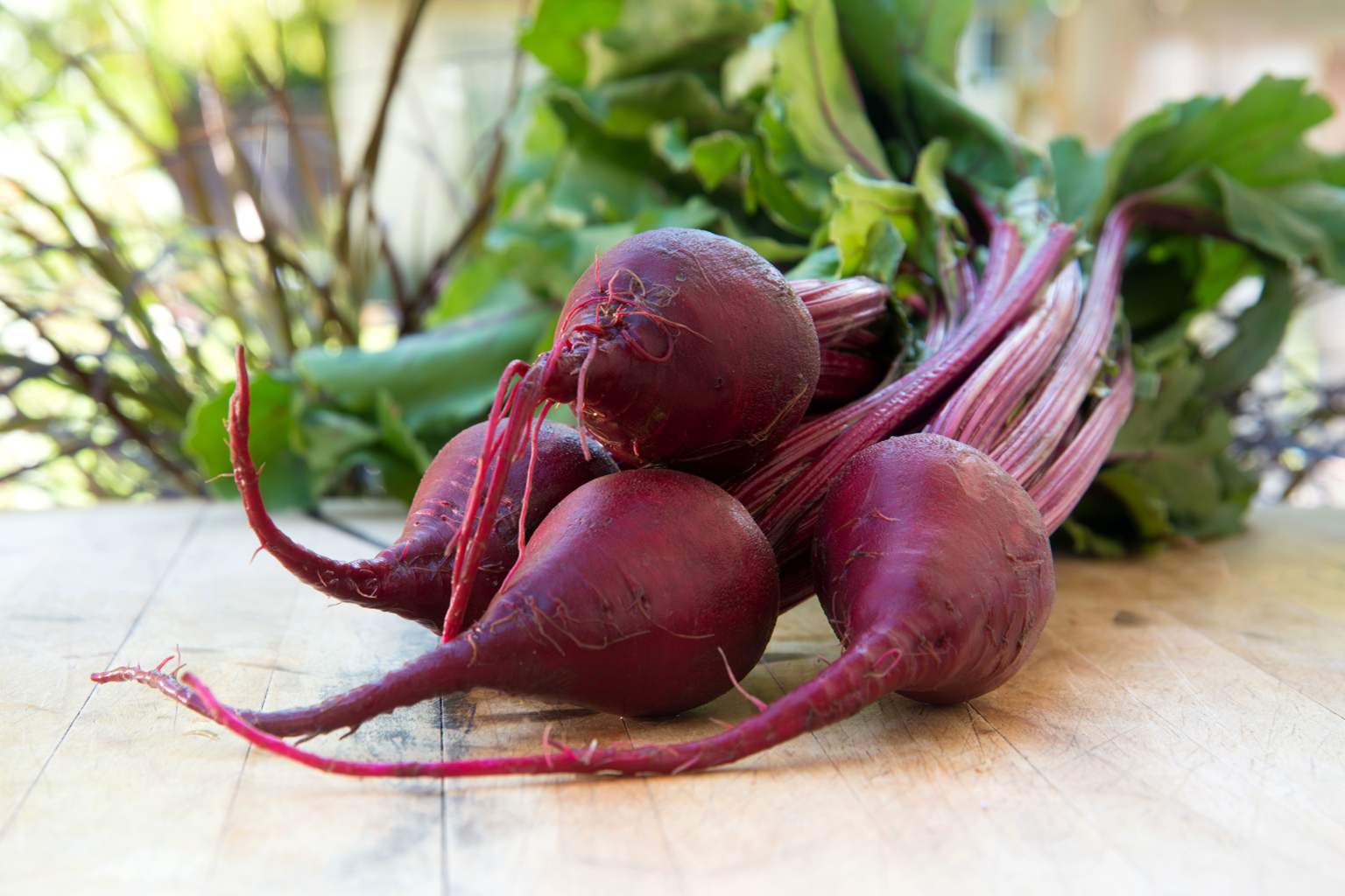 What happens if you drink beetroot juice every day for a month? Surprising benefits revealed