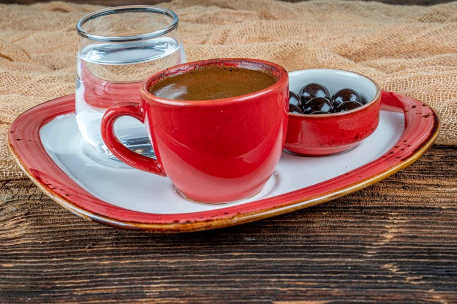 Why do you get a glass of water with your coffee? They knew this back in the 17th century