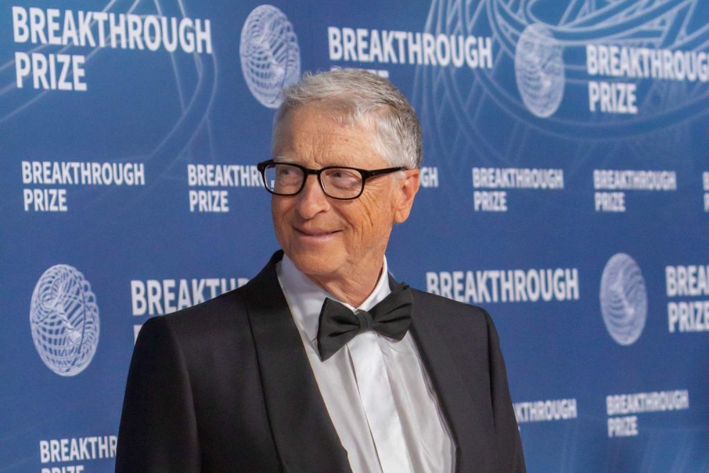 Bill Gates loses $51 billion in days and drops out of the top 10 richest people after bold giving move