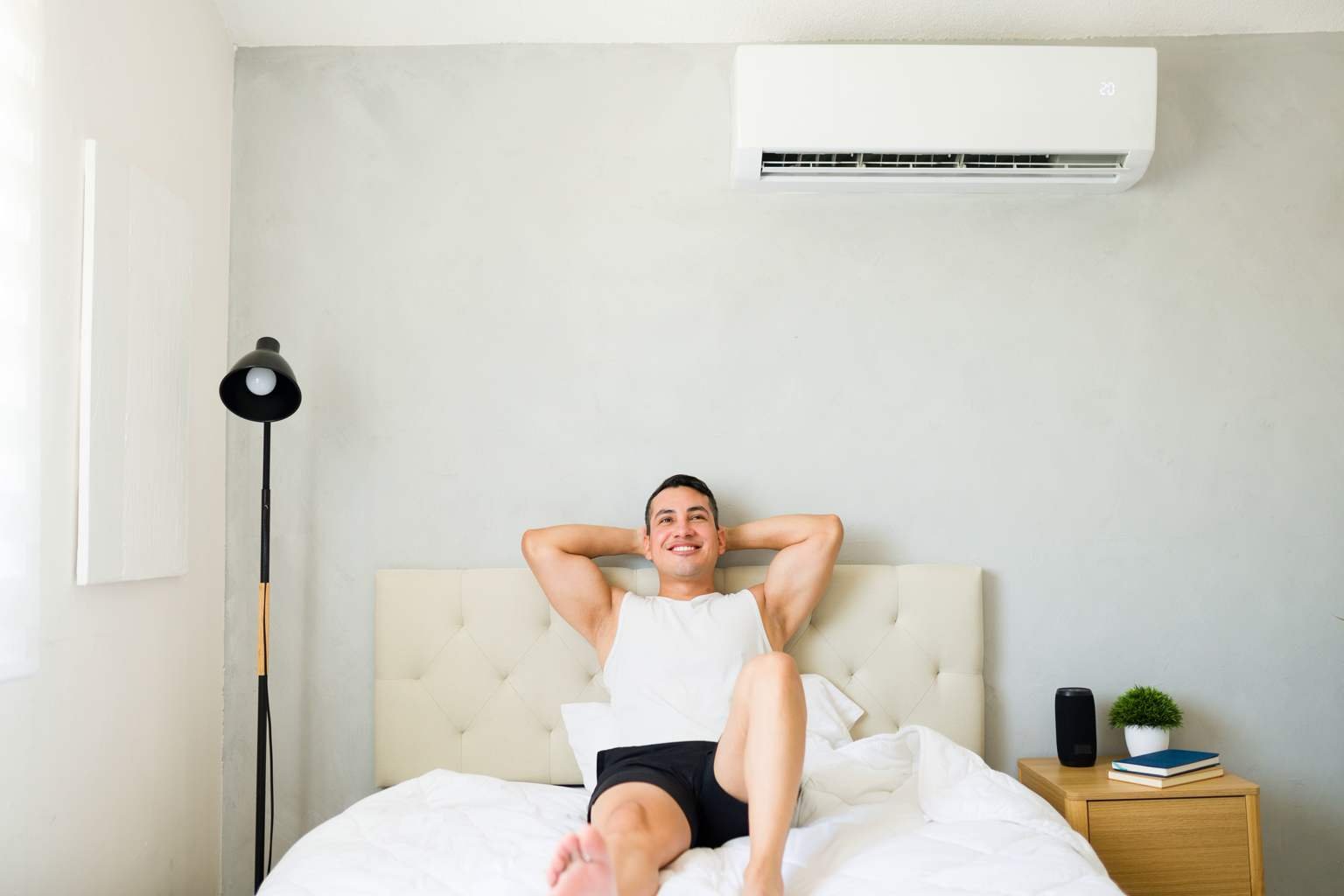 How much does it cost to run the air conditioner or fan all night long?