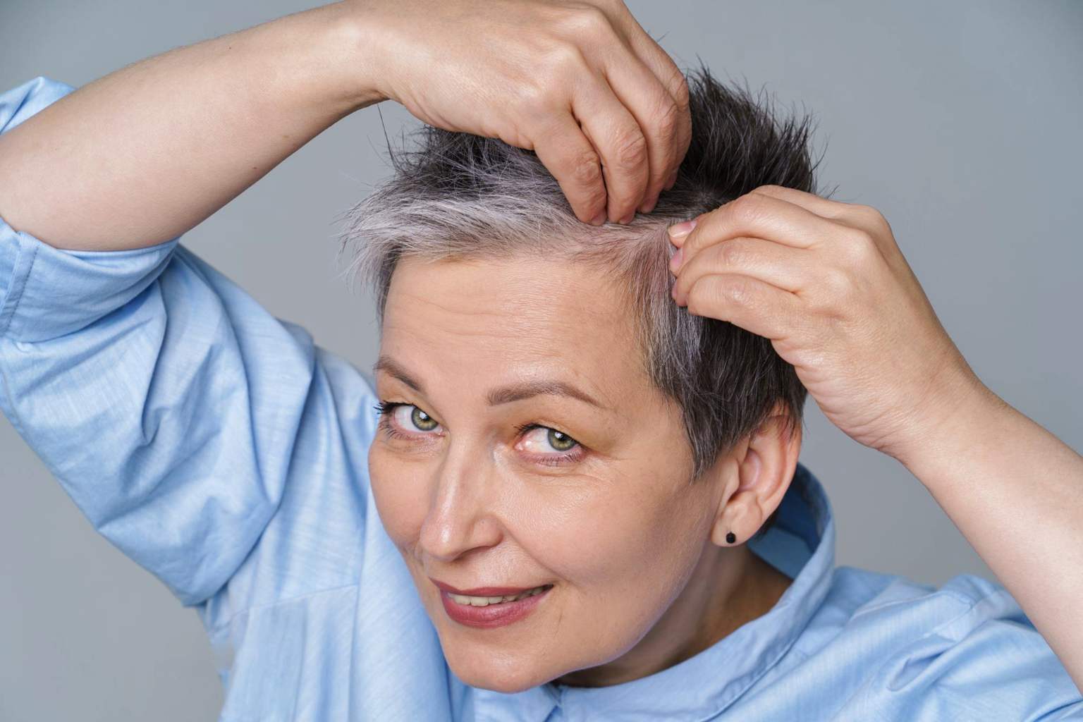 Neither rosemary nor bay leaf: the plant that covers gray hair and strengthens it from the very first use