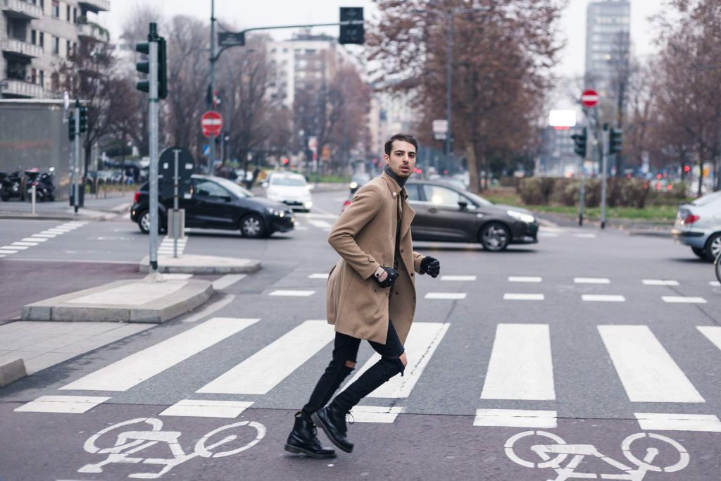 Why we instinctively cross the street to avoid someone, according to psychology
