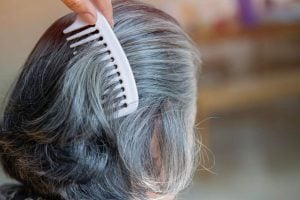 A hairdresser warns about the habit you need to change right away if your hair is turning gray