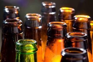 Glass bottles might contain far more microplastics than plastic ones, study finds