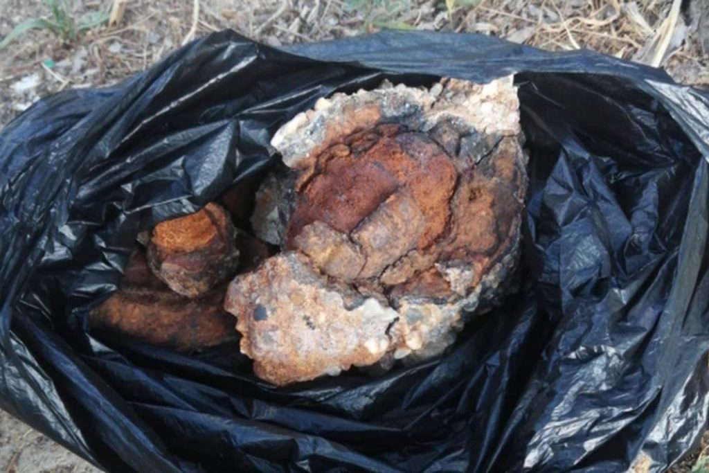 Little girl brings home a beach souvenir that turns out to be a live grenade a year later