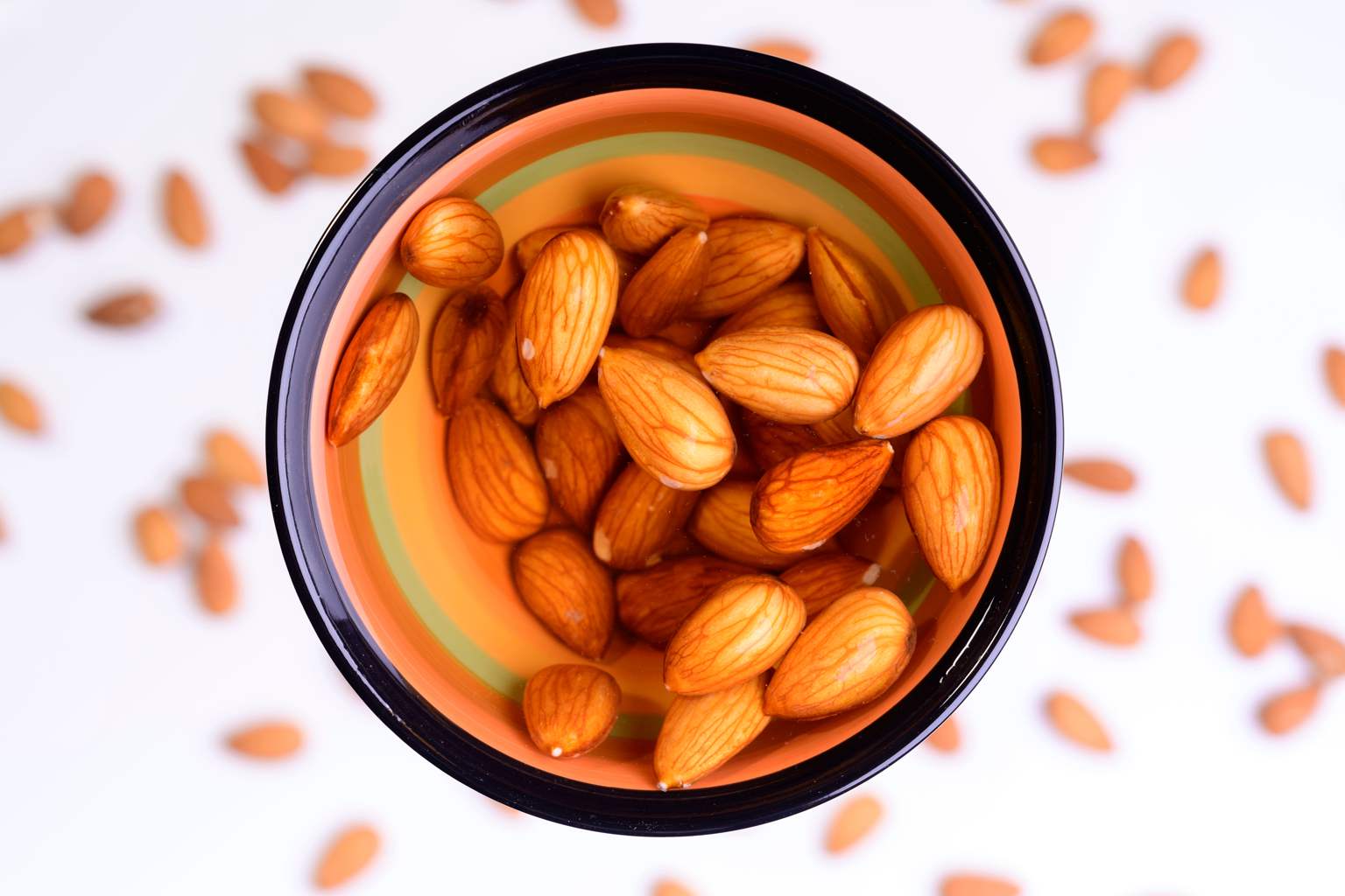 Soaked almonds: the weight loss superfood with surprising health benefits