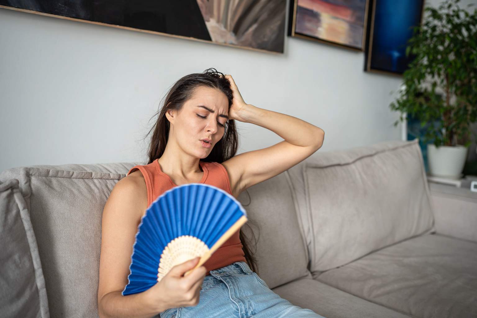 The high-protein drink that can help relieve hot flashes, say nutritionists