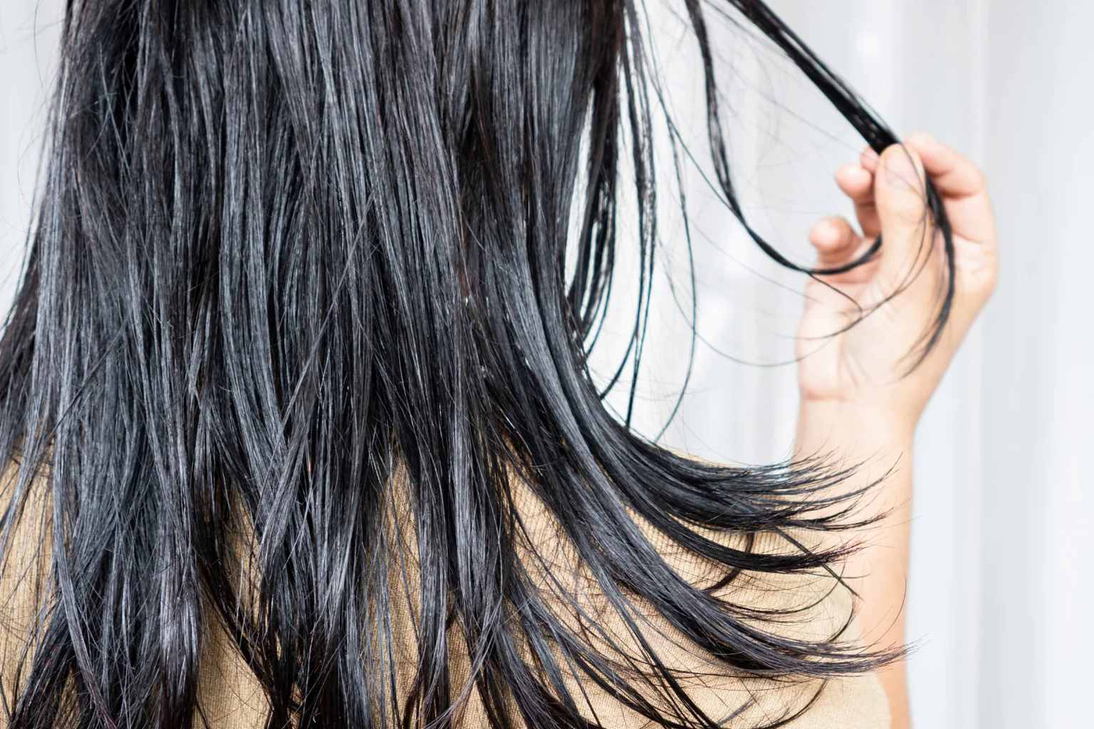 The magic trick to banish greasy hair this summer and keep it shining clean