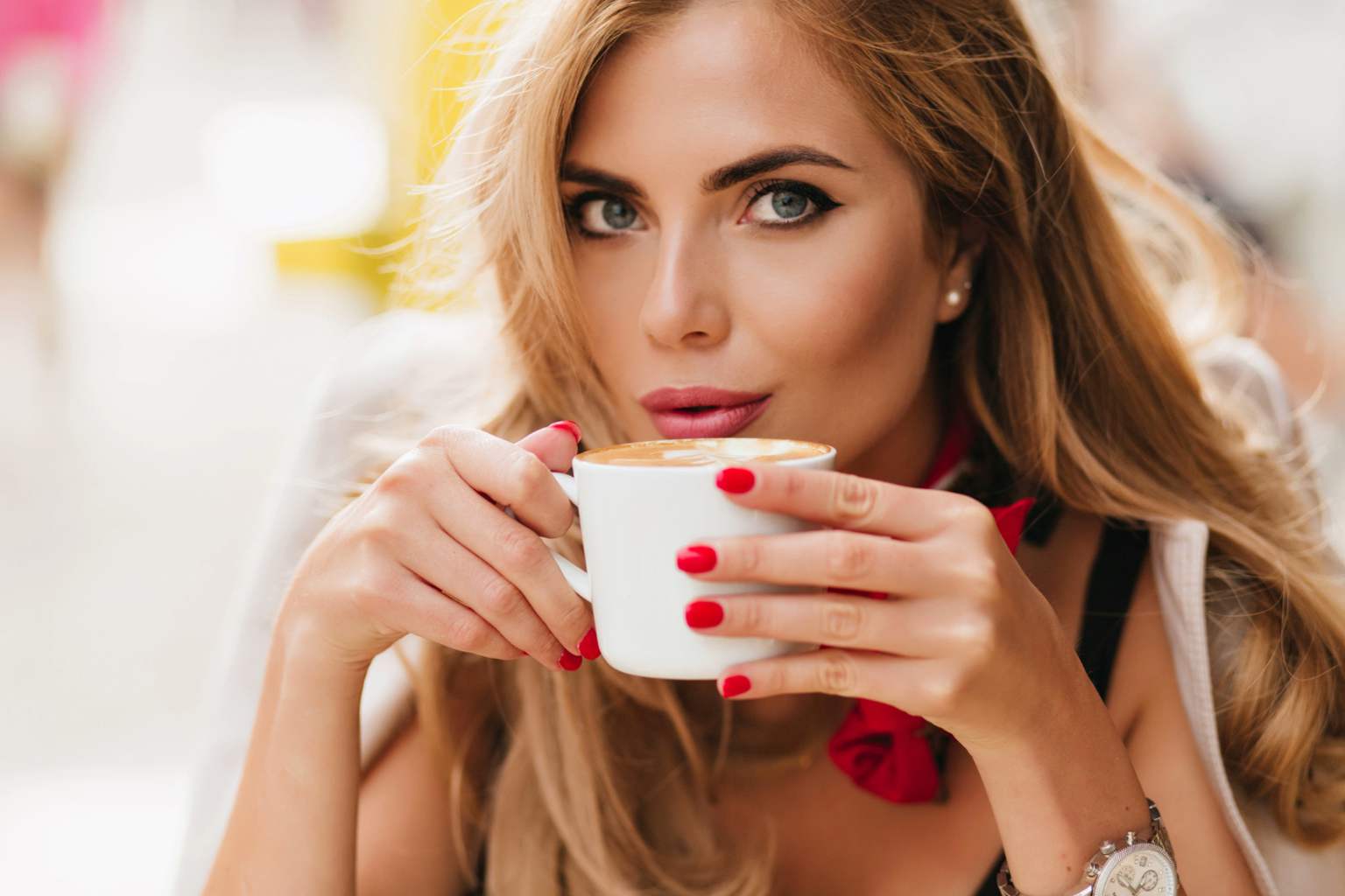 What happens to your blood sugar when you drink coffee daily? Here’s what science says