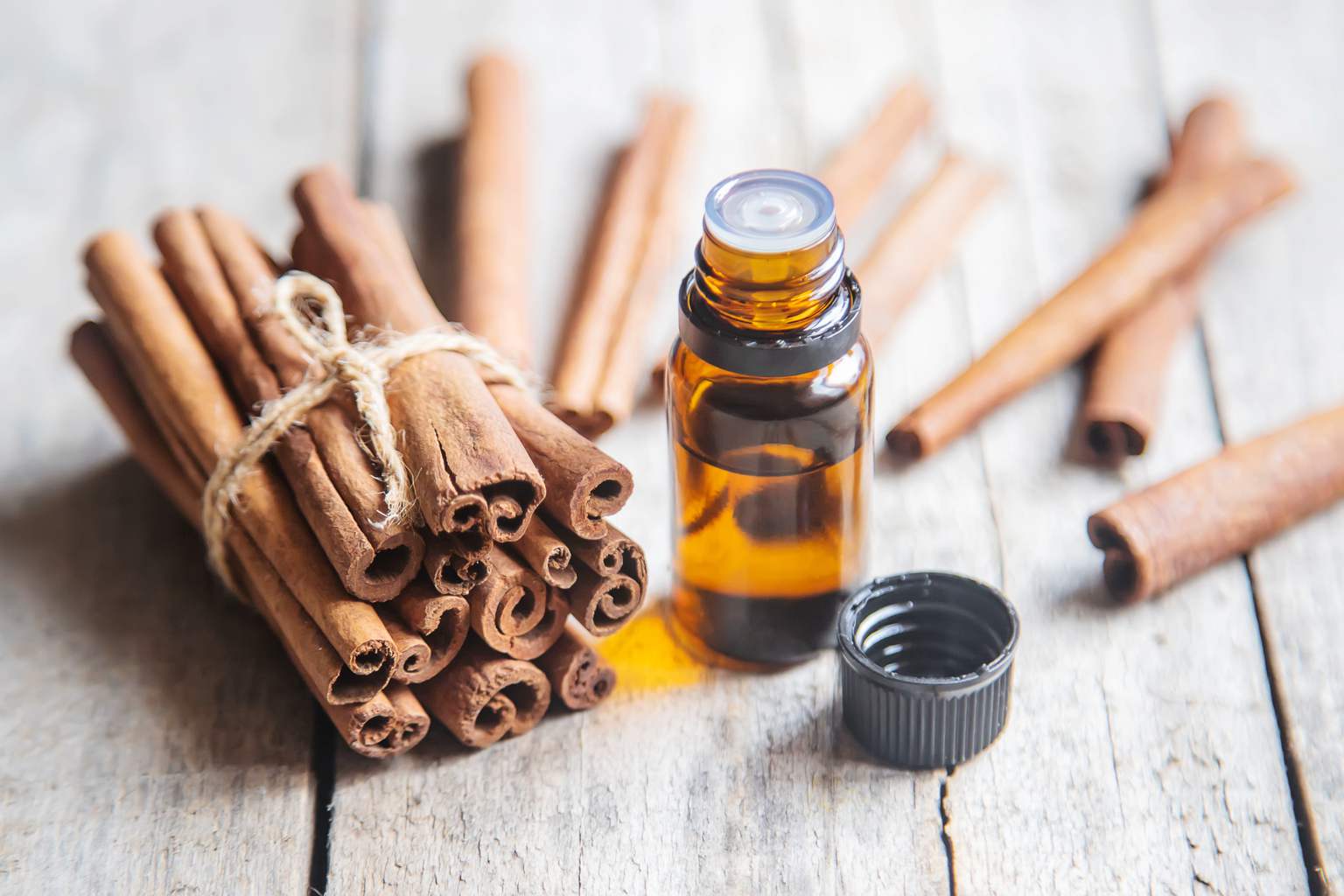 Why you should mix vinegar and cinnamon in a jar and what it really means