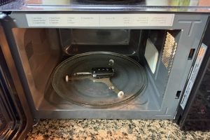 Why you should keep your car keys in the microwave at night